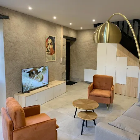 Hébergement de vacances La Maison Des Ecureuils - *